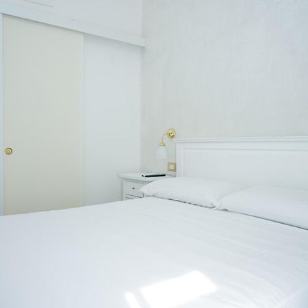 فندق La Casa In Centro ساليرنو المظهر الخارجي الصورة