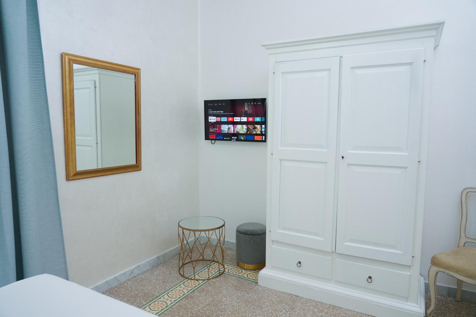 فندق La Casa In Centro ساليرنو المظهر الخارجي الصورة